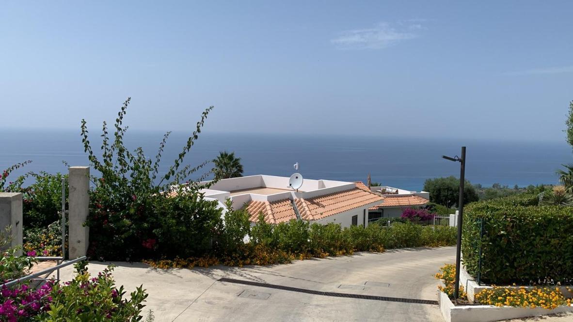 Villa Dei Fiori Zambrone Luaran gambar